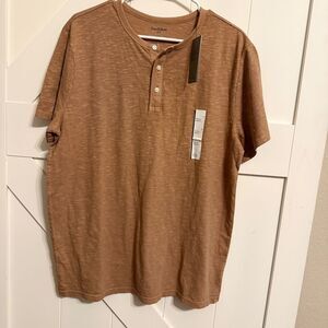 Goodfellow & Co Men's Tan Henley Shirt